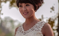 苍井空半裸酥胸